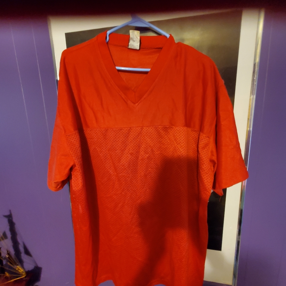 Signal Men's Red V-Neck Jersey XL